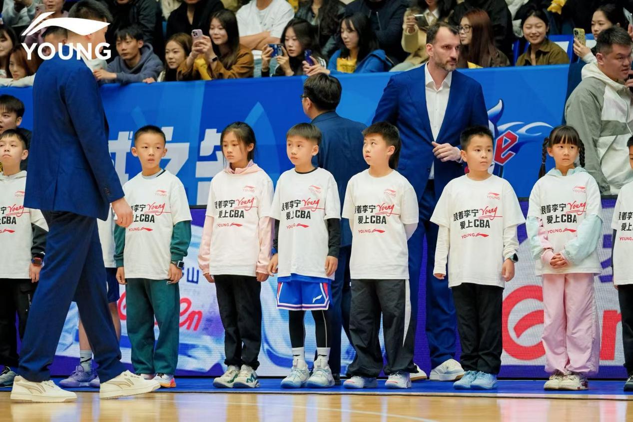 九游-跟着李宁YOUNG爱上CBA—成都站活动收官